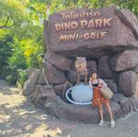 Dino Park Phuket Mini-golf ที่มาในตีม Jurassic 