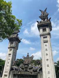 Ngoc Son Temple