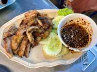 “ริมเขื่อนซีฟู้ด” ร้านอาหารทะเลเจ้าเก่าปากน้ำ