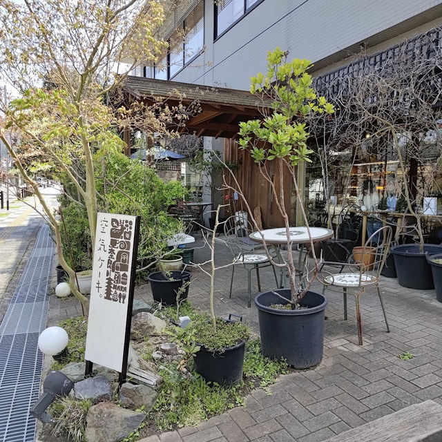 Kuki Cake ร้านเค้กชื่อดังของนารา
