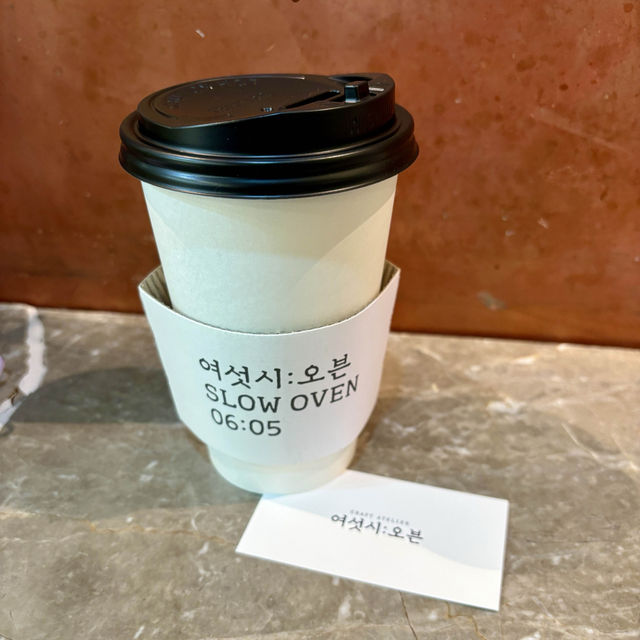 【韓国ソウル・明洞】「6時オーブン」ロッテ百貨店本店のベーカリーカフェ