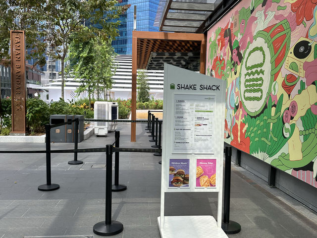 Burger Bliss: Shake Shack's Debut in TRX Kuala Lumpur