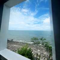 A relaxing afternoon tea at Khao Sam Muk Viewpoint