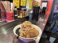 福岡・大名。大名系二郎インスパイア専門ラーメン店『MENDROID(メンドロイド)』