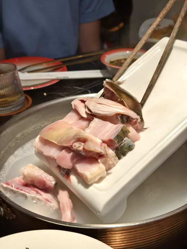 好吃新鮮脆肉鯇，現點現宰現切