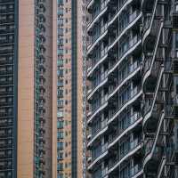 Hong Kong: A City of Vibrant Contrasts
