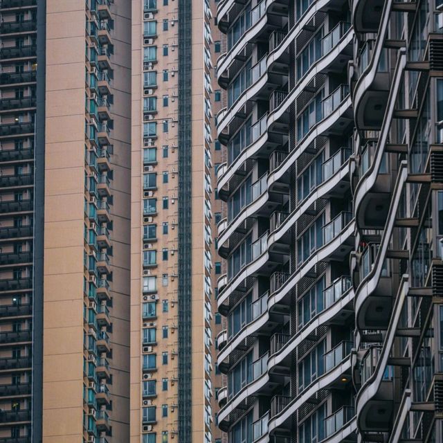 Hong Kong: A City of Vibrant Contrasts