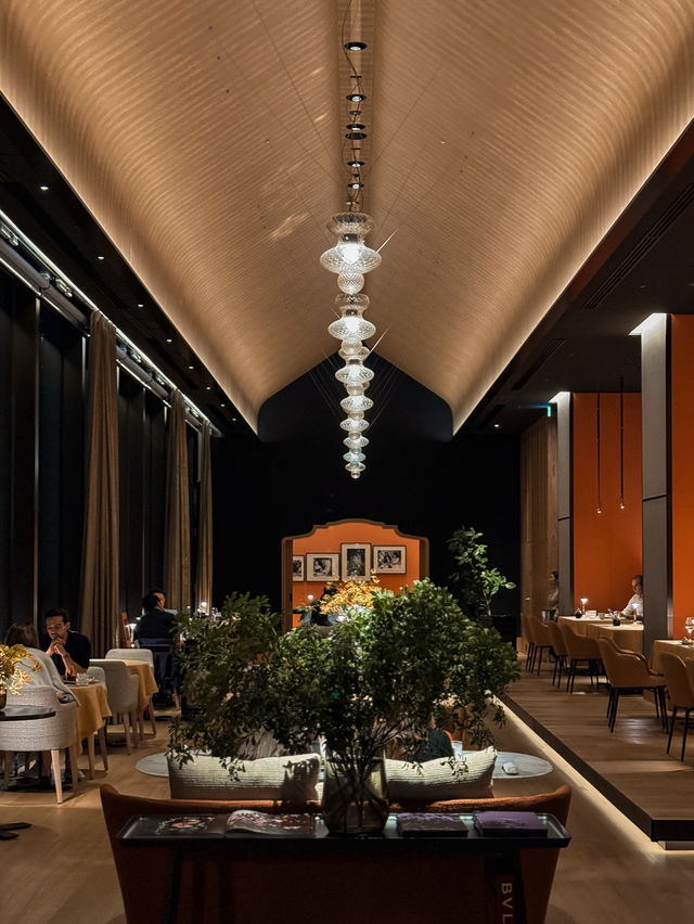 📍The Bvlgari Lounge