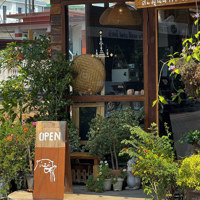 ละมุนนากคาเฟ่ 