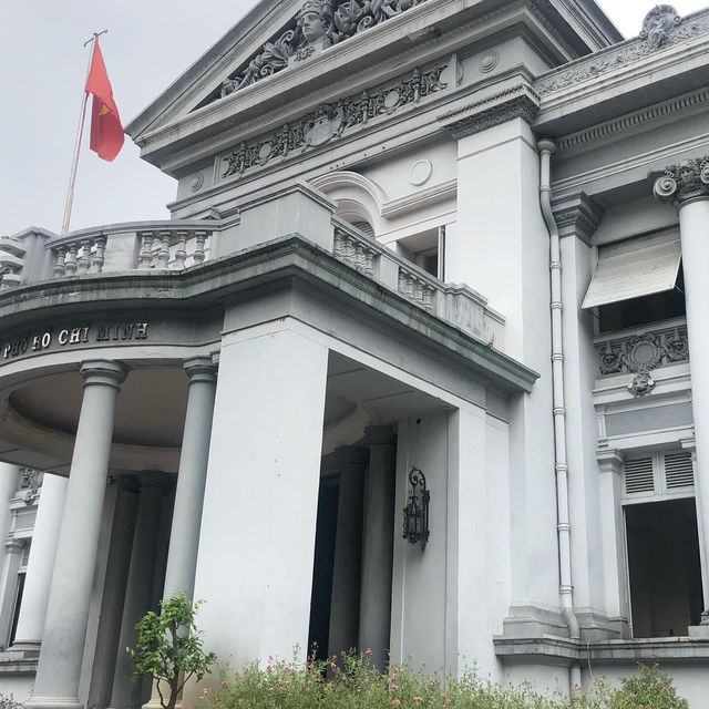 漫步古典胡志明市博物館🚶🏻‍♀️