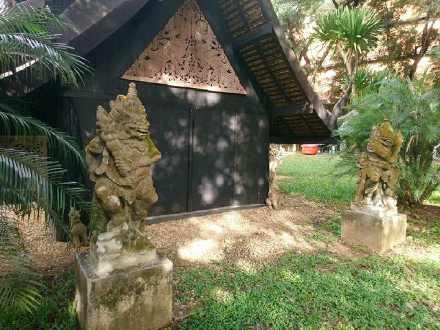 เที่ยวบ้านดำ ..เชียงราย