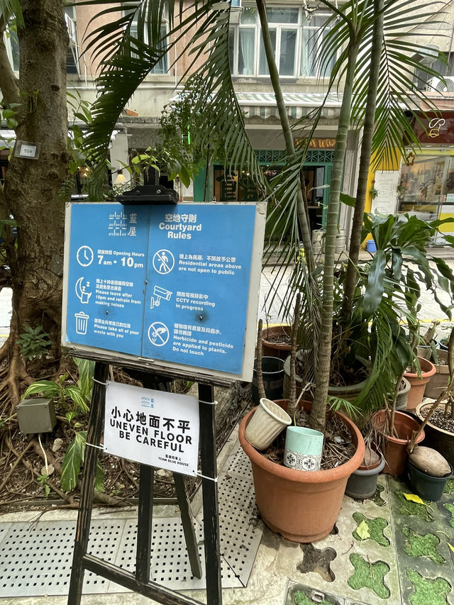 🇭🇰 Blue House in Wan Chai, Hong Kong 