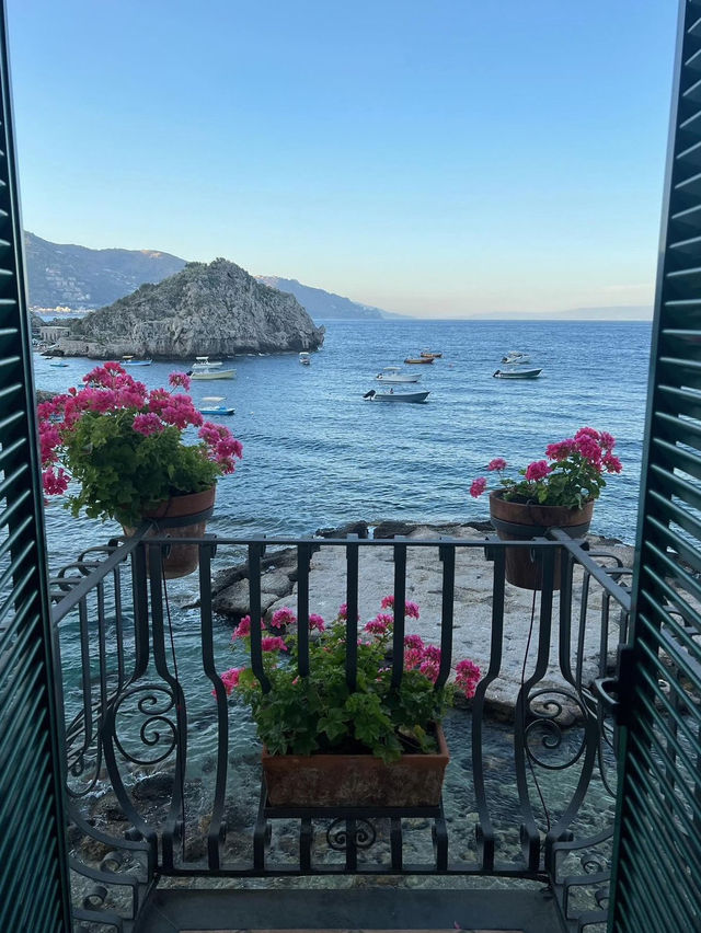 Luxurious & charming breathtaking ✨🤏🏻🧎🏻‍♀️☀️🩷