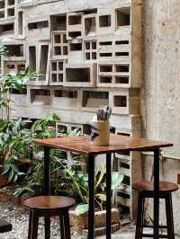Leaf & Co. Cafe, Rustic and Cozy Dining Experience at Petaling Street