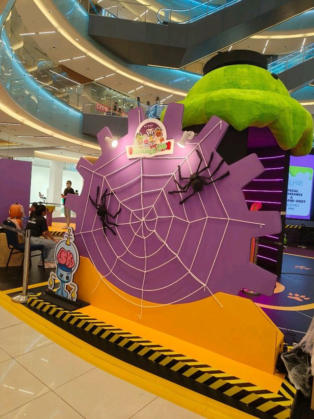 Joyful Halloween Festival at LaLaport Mall