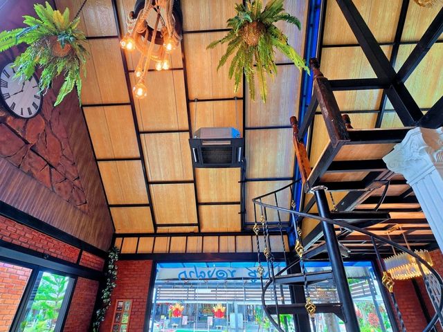 นาคา คาเฟ่ พญานาค แลนมาร์ค ลพบุรี 