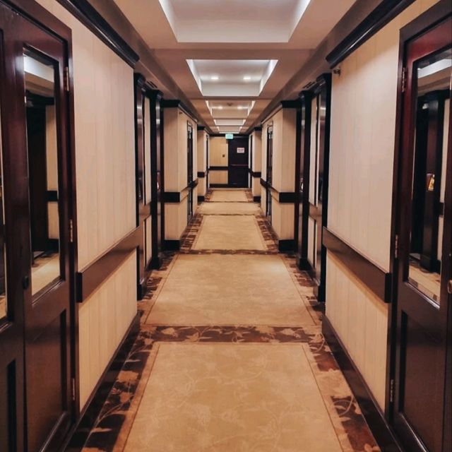 5 DAYS HOLIDAY @ MOVENPICK HOTEL KARACHI 