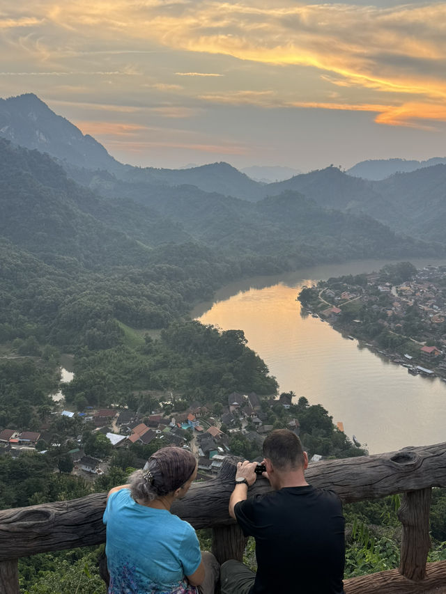 บ้านหนองเขียว | สปป.ลาว 🏡⛰️🌤️🌿