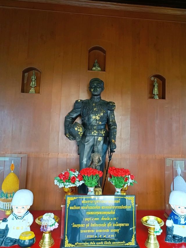 กราบสักการะ พระมหาพุทธพิมพ์ วัดเกษไชโย