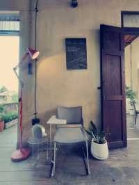 คาเฟ่ดึกเก่า :Apollo Cafe