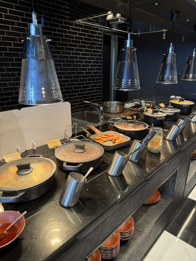 Breakfast buffet at a stylish restaurant🍞