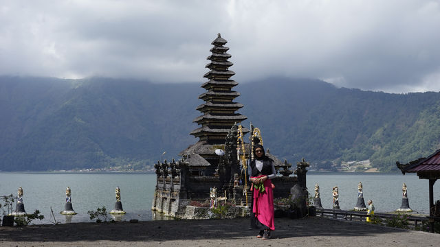 A Day of Serenity 🌿: Exploring Pura Segara Ulun Danu Batur from Seminyak