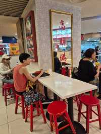 Cheap & Yummy Local Fishball Noodles at 85 Redhill