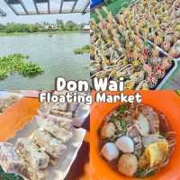 Don Wai Floating Market  