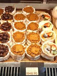 HATS OFF TO MANISS PASTRY & COFFEE, AYER KEROH, MELAKA !