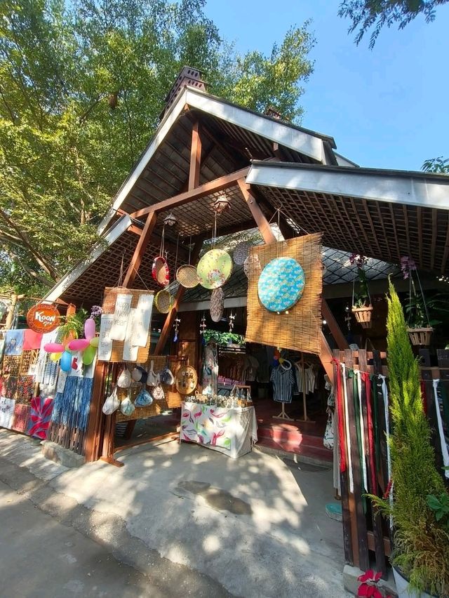 Chamcha Market 清邁假日限定的文青雜貨手作市集