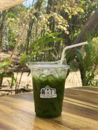 คาเฟ่ริมเขา บางพระ ศรีราชา 🍃🌳