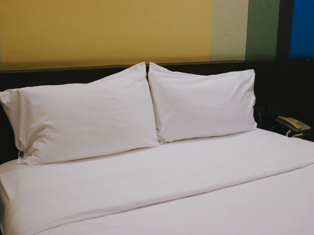 โรงแรมเลิศนิมิตร