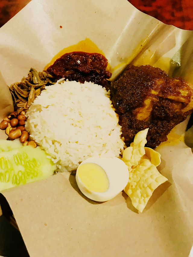 Puchong Lunch Feast – Local Delights Galore! 🍛