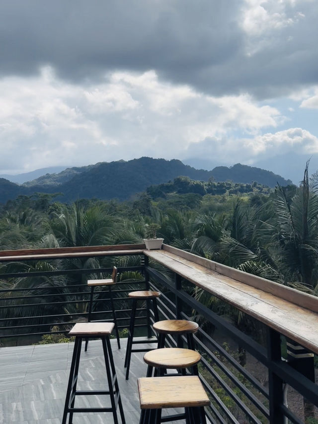 บรรยากาศดีสุด ๆ ที่ Chanlom Cafe พัทลุง