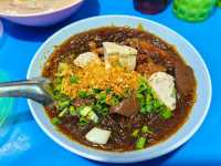 ”โจ๊ก ก๋วยจั๊บ ต้มเส้น บัตรคิว“ ร้านดังขอนแก่น