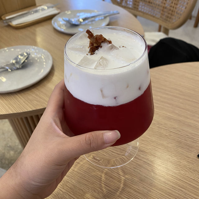 📍Churn Buttery | ร่มเกล้า