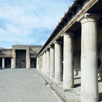 Pompeii: Echoes of an Ancient Tragedy 🇮🇹