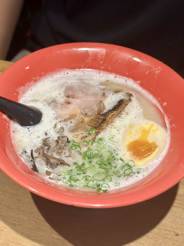 แวะชิมราเมนร้านอร่อย จ.เชียงใหม่ Sanmai Ramen