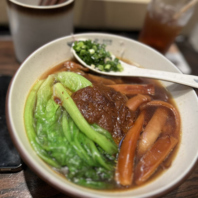 📍香港地道美食之一車仔麵🍜