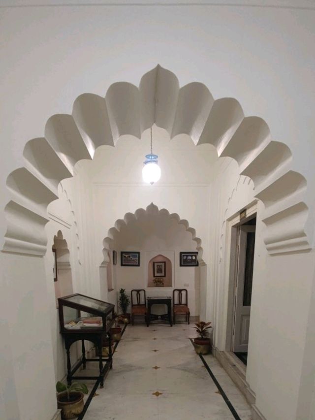 #拉克西米維拉斯皇宮飯店（Laxmi Vilas Palace）印度巴拉特普爾