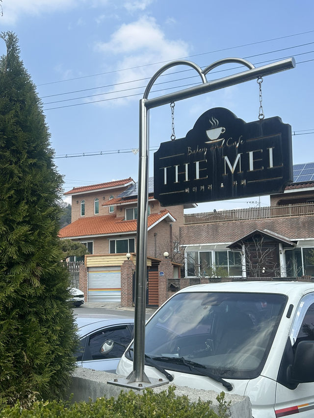 예쁘고 쾌적한 힐링 브런치 카페🤍🩵🤍! 더멜☕️