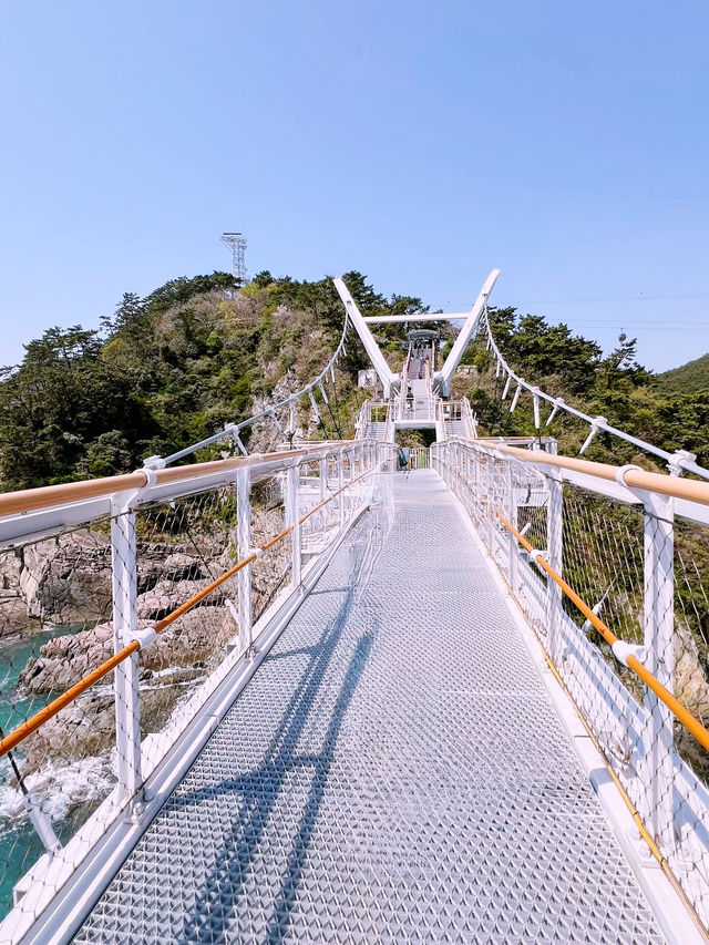 🚡 Songdo Marine Cable Car & Healing Day for a Broken Heart 🌊
