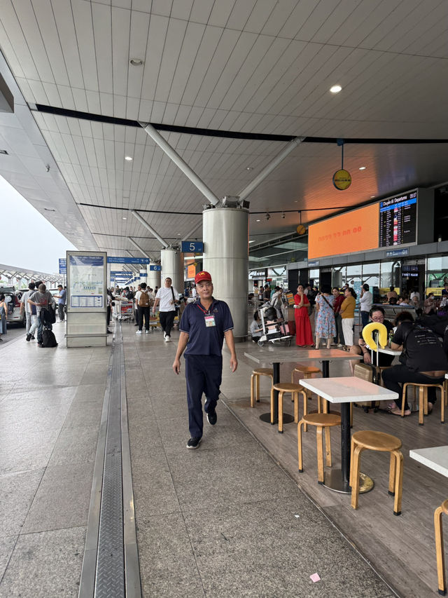 호치민 떤선녓국제공항