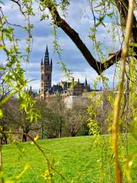 Kelvingrove Park: A Perfect City Escape 🌳☀️🎈🌸🏞️