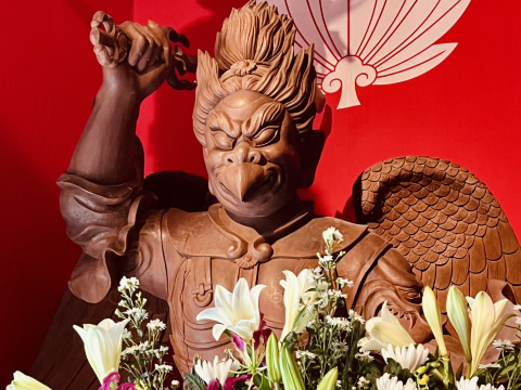 日本三大天狗】6.5mの天狗面と10年に一度の大開張 | Trip.com 沼田