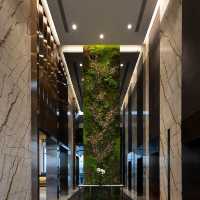 “Dusit Thani Laguna – A Tranquil Thai-Inspired Oasis in Singapore”