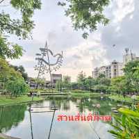 ปอดกลางเมือง สวนสันติภาพ✨️