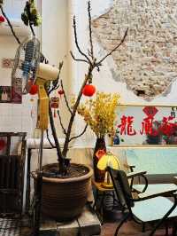 Local Kopitiam Done Right – Loong Fong is a Vibe!
