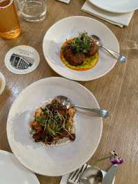 Romantic dinner at Peninsula House