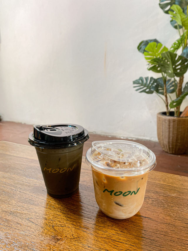 Cute donut cafe in Songkhla